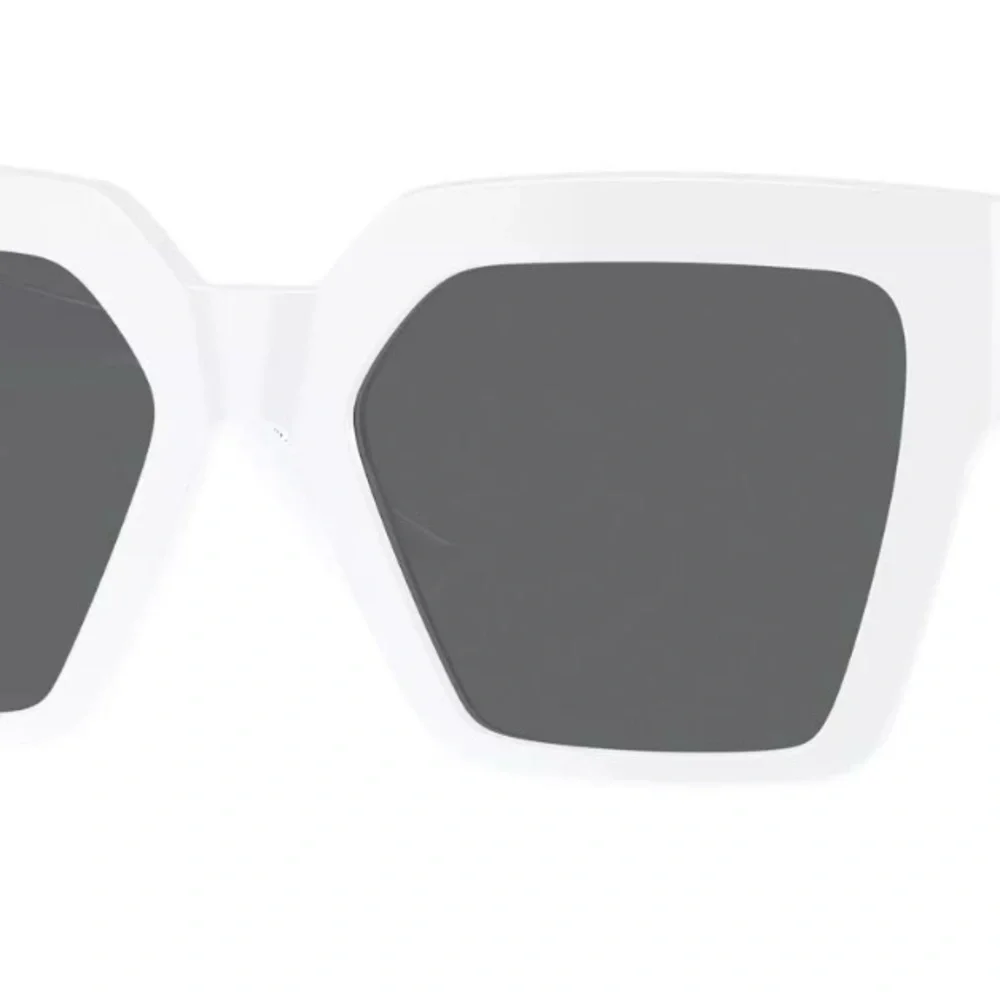 Versace sunglasses - Picture 2 of 3
